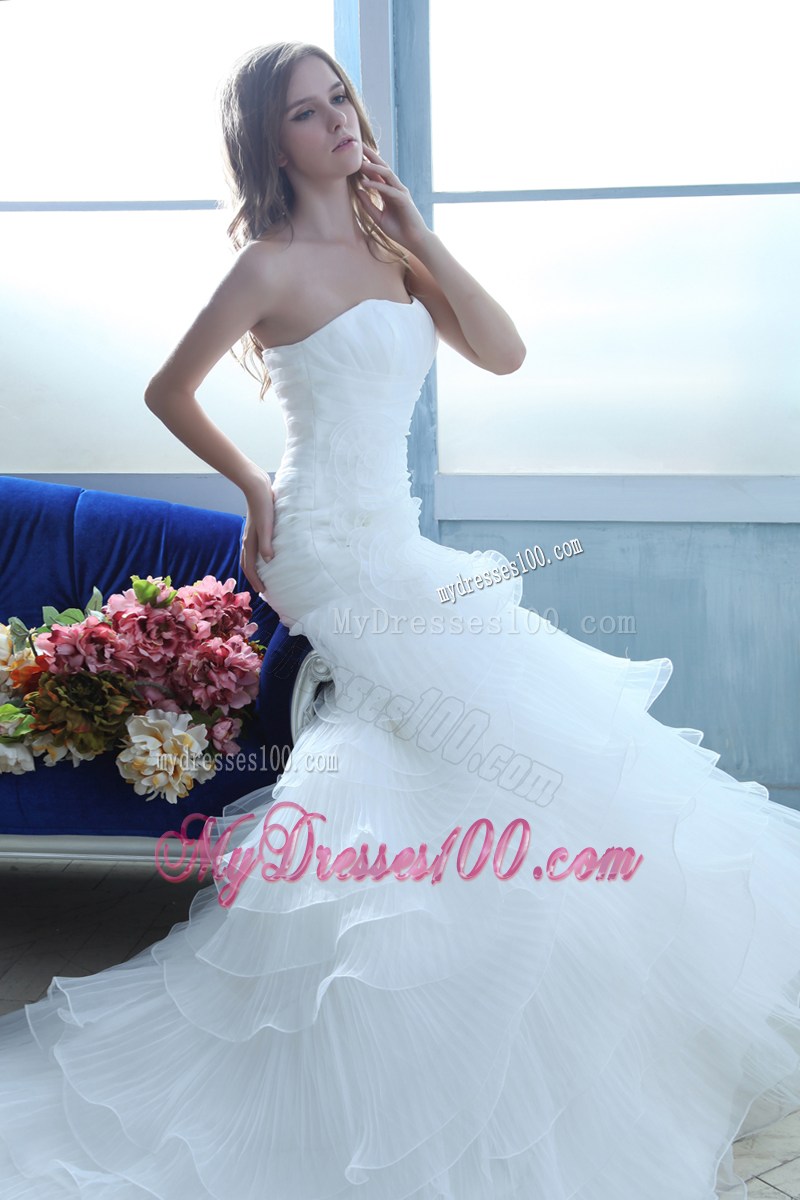 Handle Flowers and Ruche Decorated Ruffled Dresses for Brides with Court Train