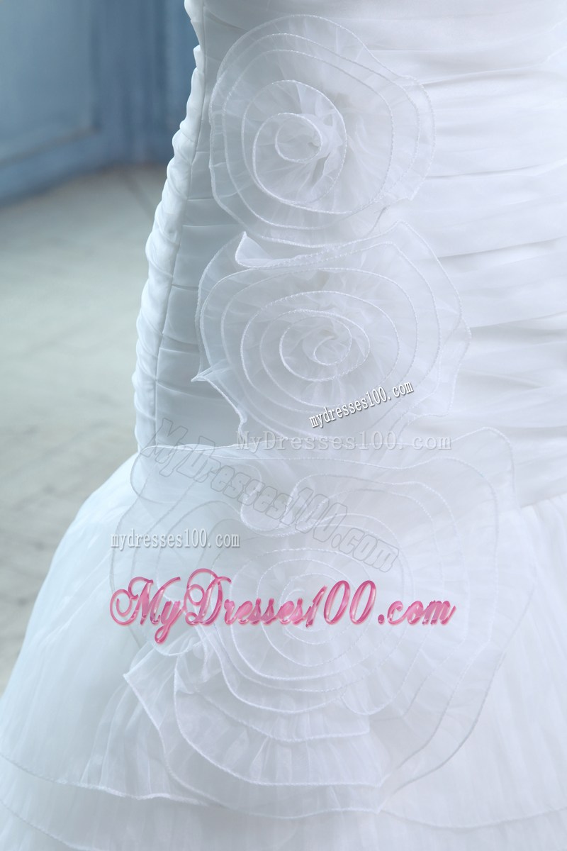 Handle Flowers and Ruche Decorated Ruffled Dresses for Brides with Court Train
