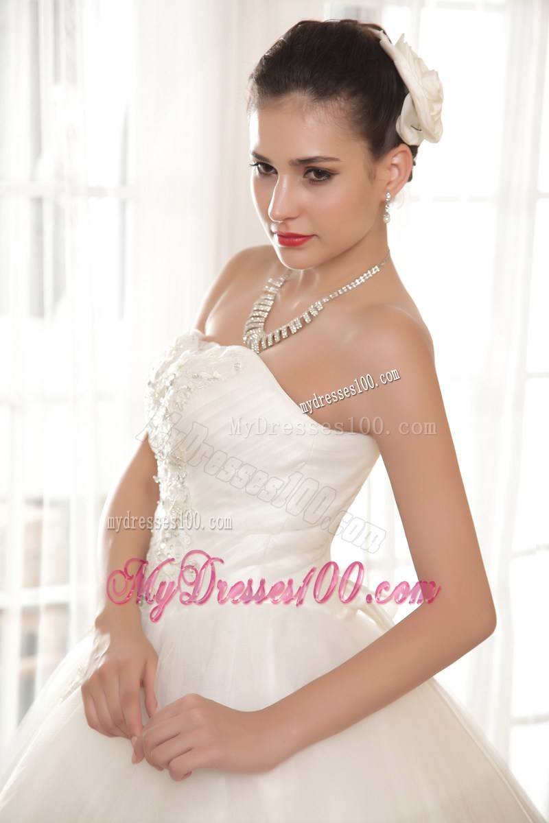 Diamonds and Appliques Decorated Wedding Dress with Big Puffy Skirt