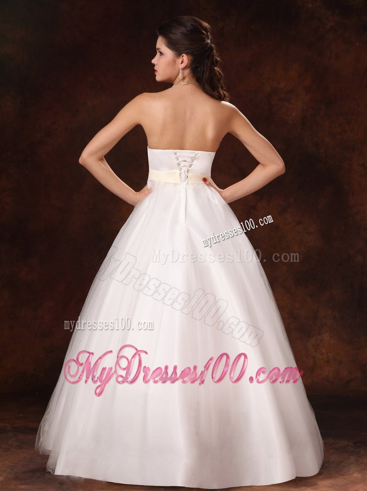 Beading Decorated Puffy Bridal Gown Unique from The Bowknot