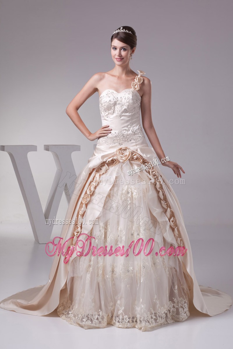 Hand Made Flowers One Shoulder Wedding Gowns in Champagne with Lace Edge