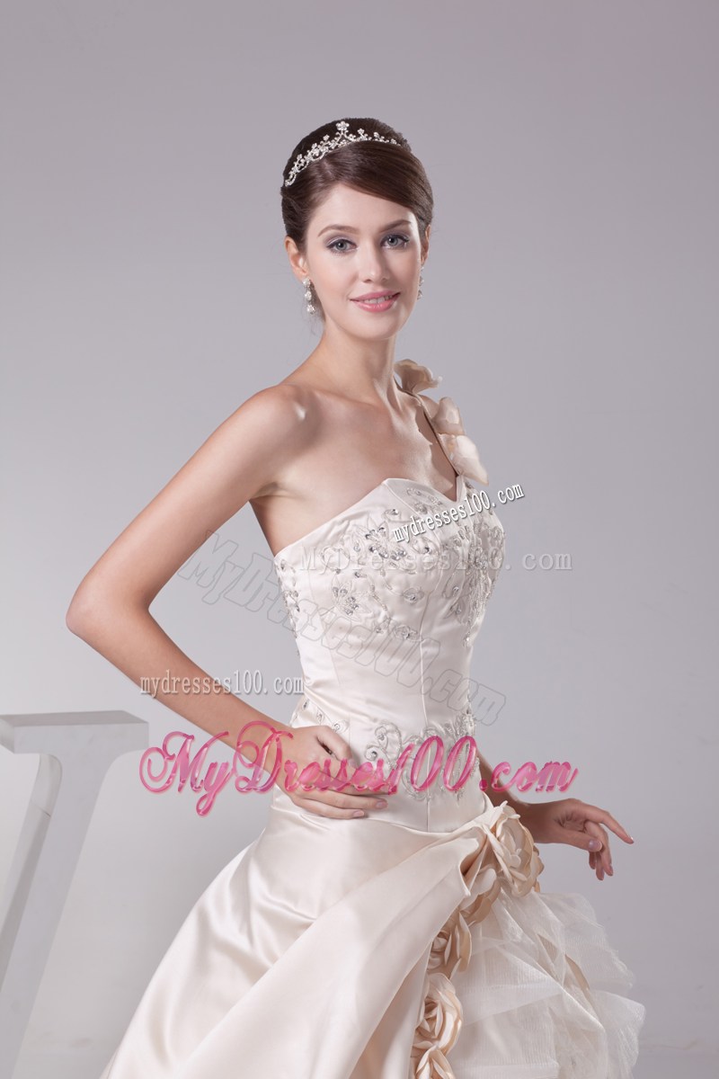 Hand Made Flowers One Shoulder Wedding Gowns in Champagne with Lace Edge