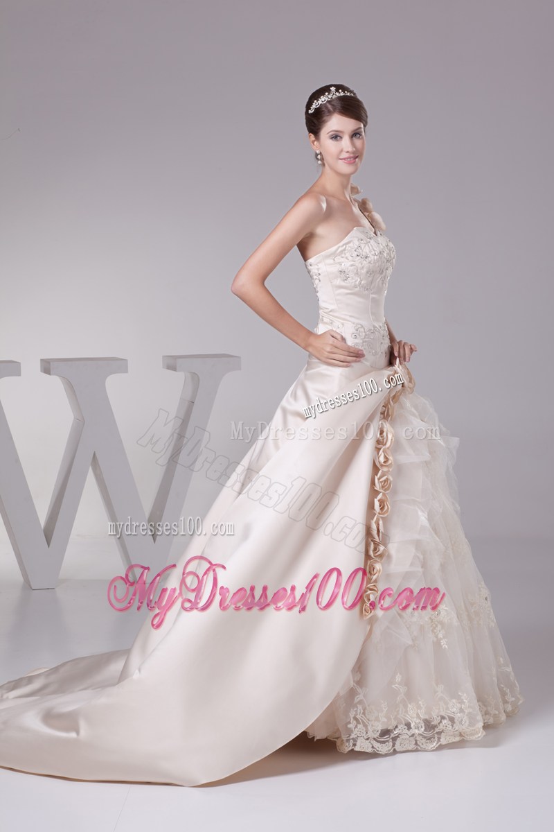 Hand Made Flowers One Shoulder Wedding Gowns in Champagne with Lace Edge