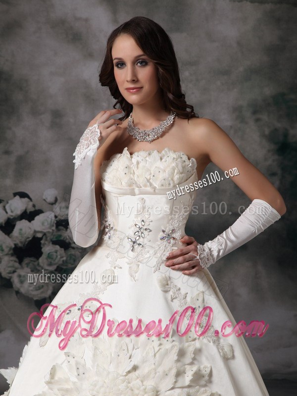 Big Floral Appliques Beaded White Wedding Gown Zipper-up Back