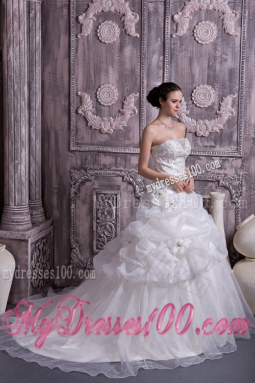 Pick-ups Diamonds and Handle Flowers Dress for Wedding with Court Train