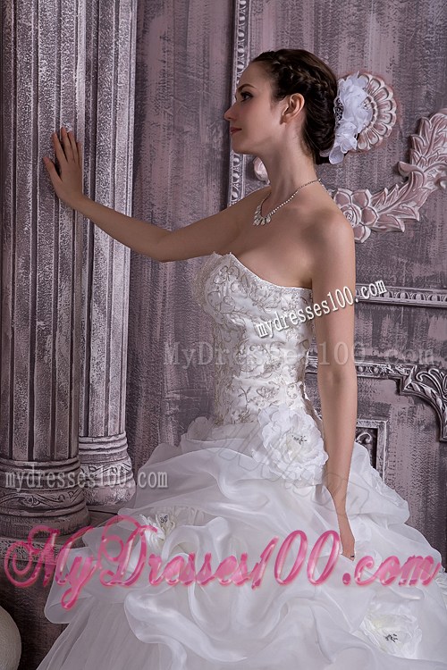 Pick-ups Diamonds and Handle Flowers Dress for Wedding with Court Train