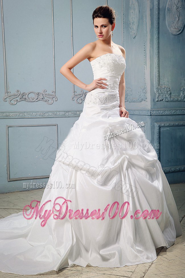 Diamonds and Pick-ups Decorated Bodice Bridal Dresses with Court Train