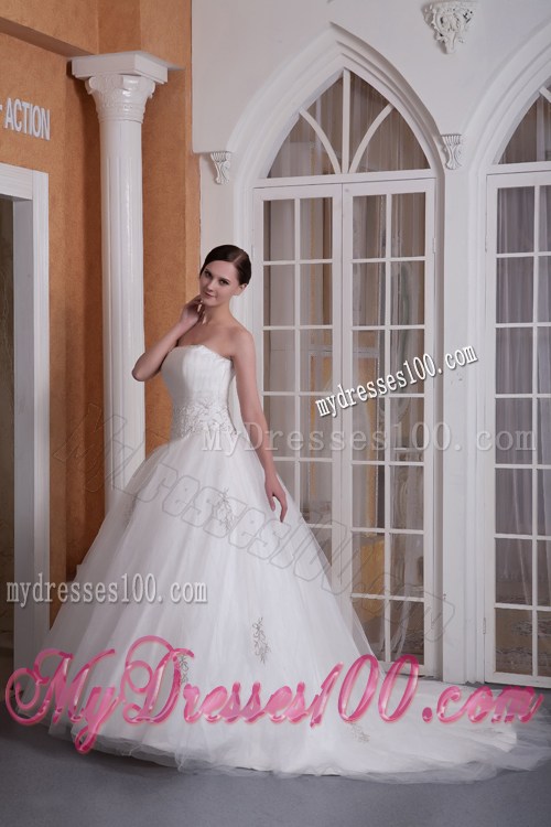 Ruching Wedding Bridal Gown with Brush Train and Beaded Appliques Waist
