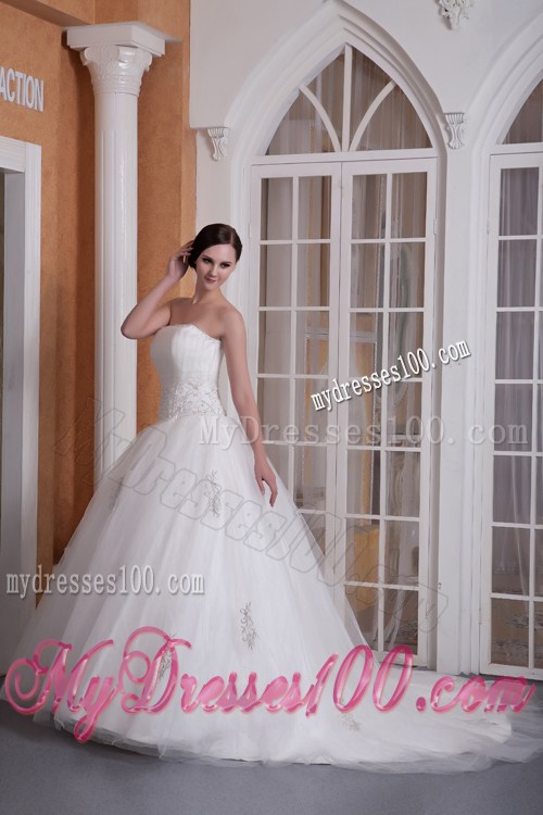 Ruching Wedding Bridal Gown with Brush Train and Beaded Appliques Waist