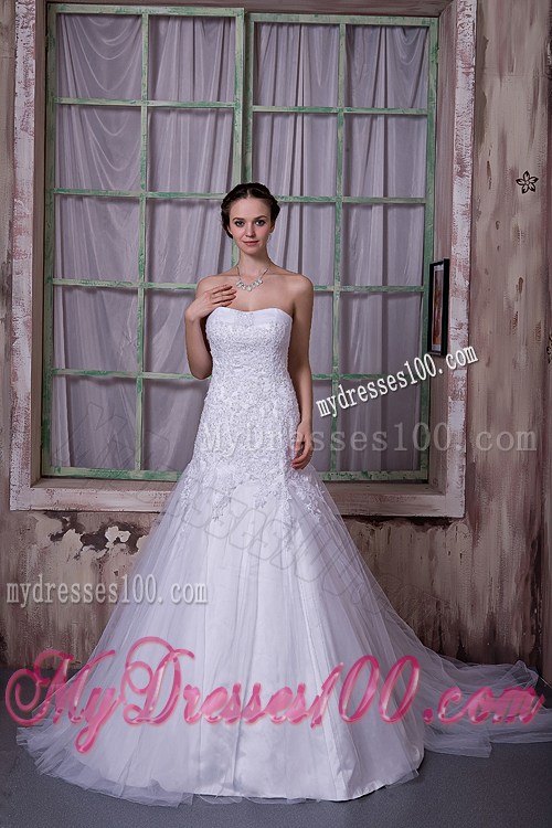 Pretty Appliques with Beadings Decorated Tulle Brush Train Dress for Wedding