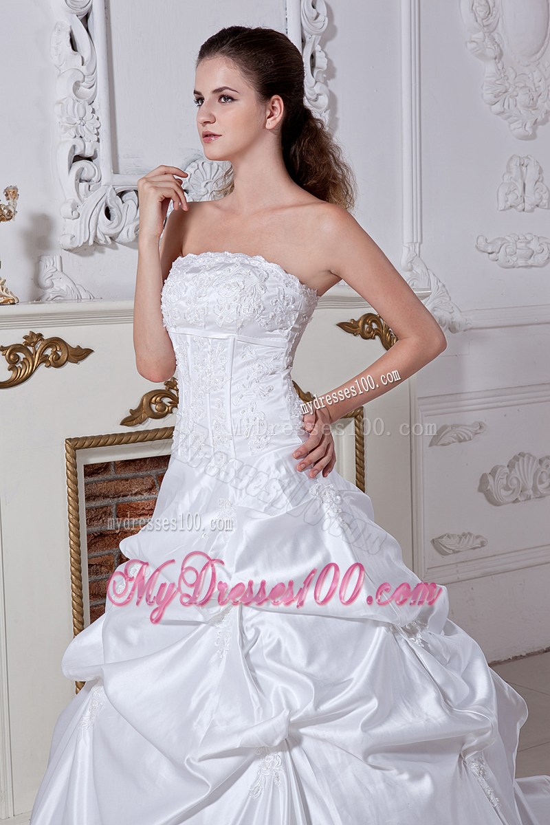 2013 Strapless Lace-up Court Train Embroidery Dresses for the Bride