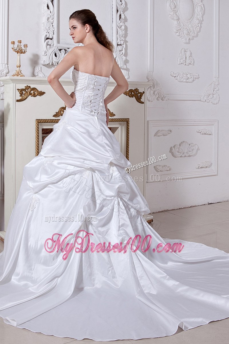 2013 Strapless Lace-up Court Train Embroidery Dresses for the Bride