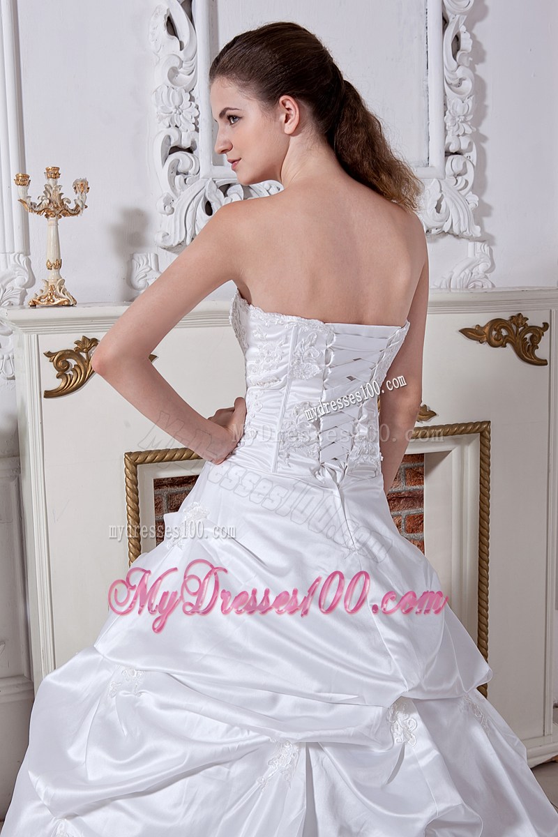 2013 Strapless Lace-up Court Train Embroidery Dresses for the Bride