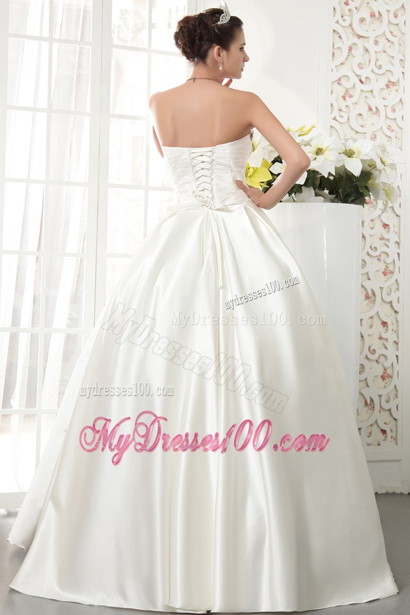 Luxurious Full Length Ball Gown Ruching Wedding Dress with Beading Neckline