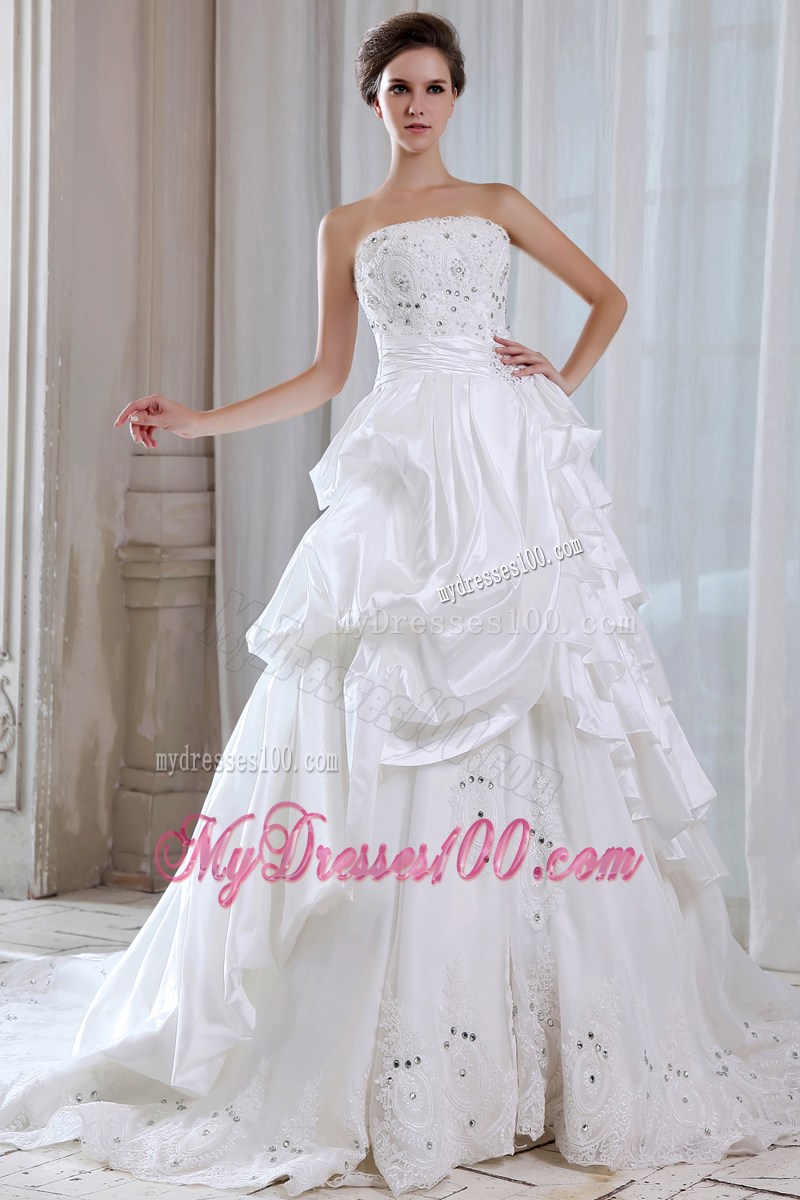 Pick-ups and Beadings Wedding Gown with Lace Edge and Ruched Sash