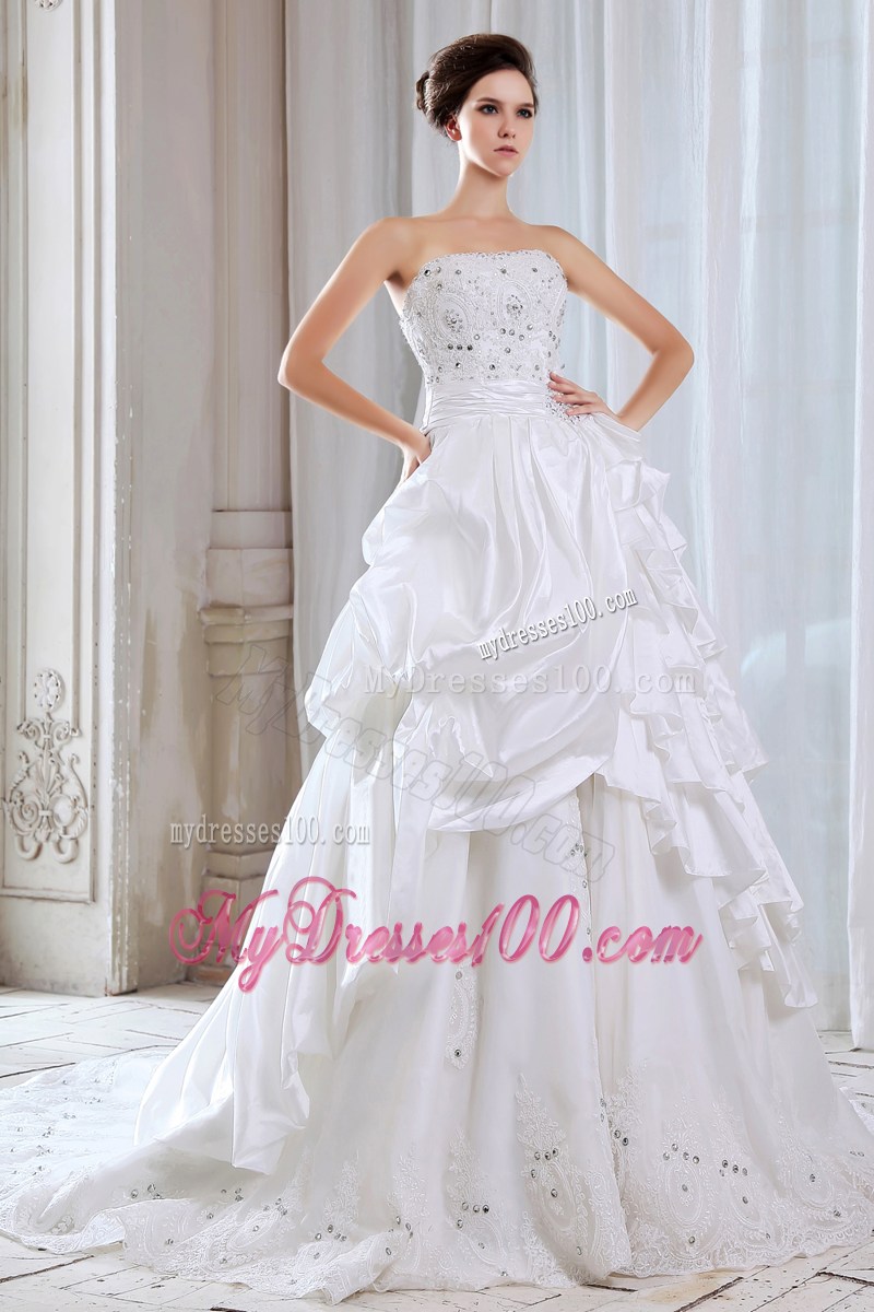 Pick-ups and Beadings Wedding Gown with Lace Edge and Ruched Sash