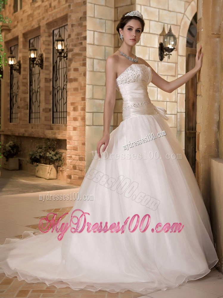 Jewelries and Ruching Brush Train Wedding Dresses Unique from Bowknot