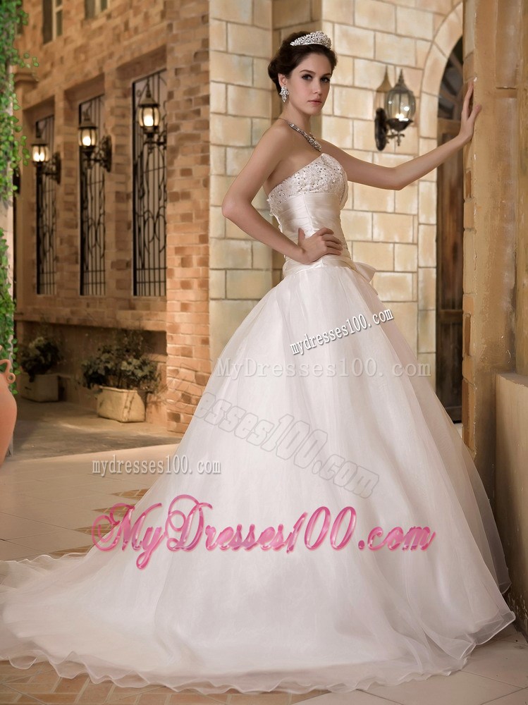 Jewelries and Ruching Brush Train Wedding Dresses Unique from Bowknot