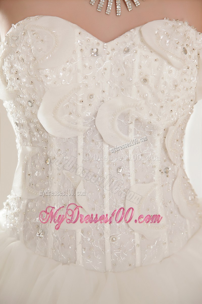 Jewelry and Petals Decorated Tires Full Length Wedding Bridal Gowns