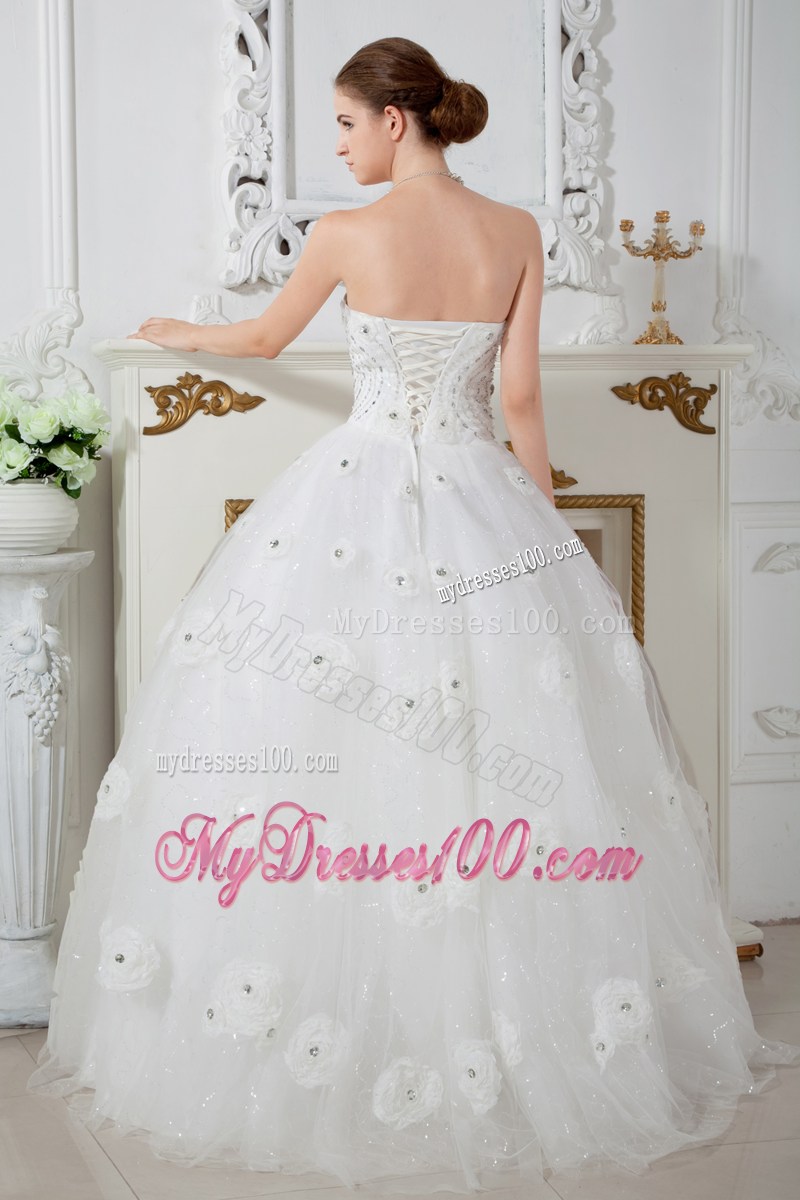 Beaded Rolling Flowers Accent on Floor-length Tulle Wedding Dress