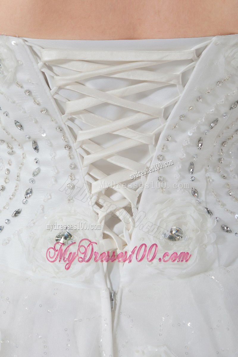 Beaded Rolling Flowers Accent on Floor-length Tulle Wedding Dress