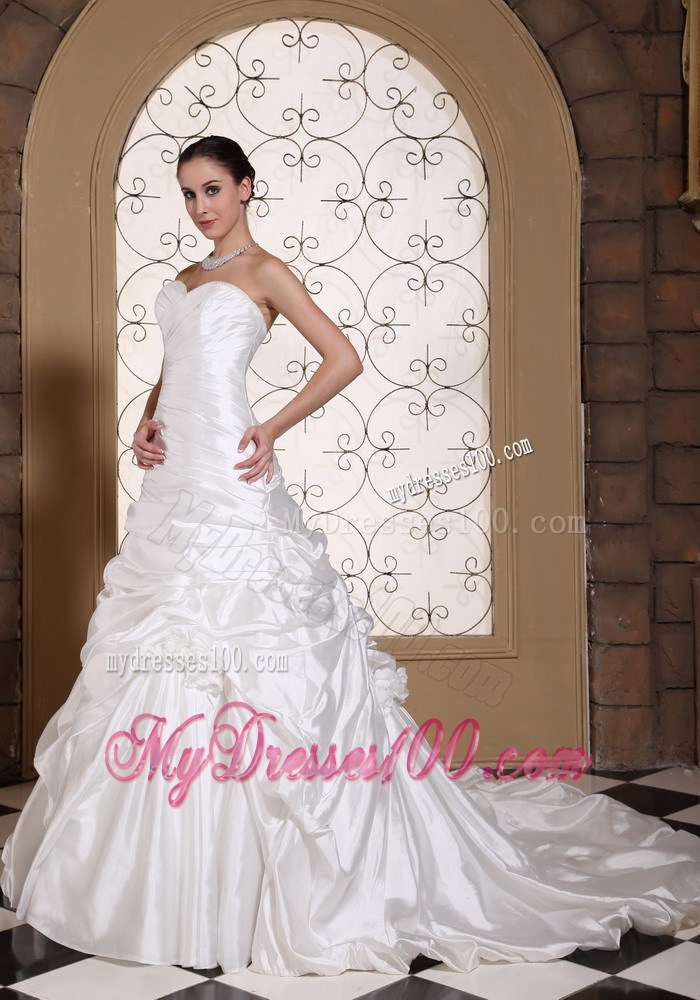 Most Popular Pick-ups Chapel Train White Wedding Gown Sweetheart