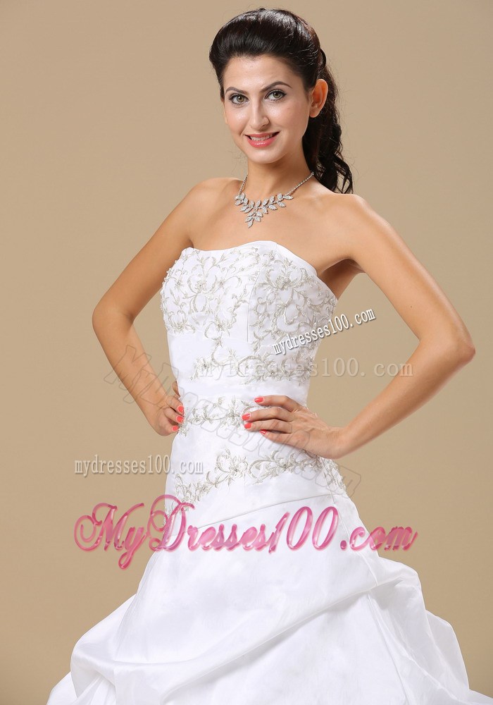 Embroidery and Pick-ups Accent Wedding Dresses with Chapel Train