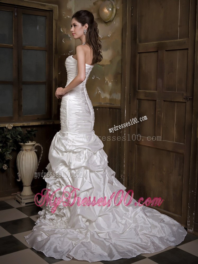 Ruching and Pick-ups Mermaid Strapless Dress for Wedding with Brush Train