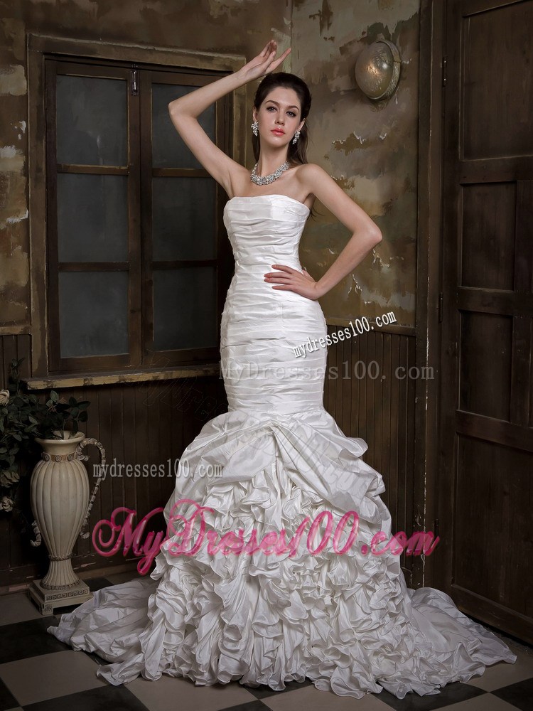 Ruching and Pick-ups Mermaid Strapless Dress for Wedding with Brush Train