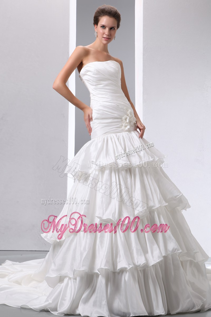 Layers Ruching Court Train Dresses for Brides Decorated with Small Flowers