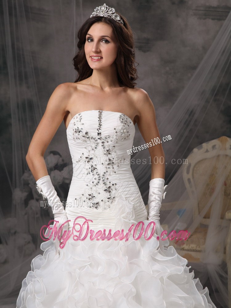 Good Quality Rolling Flowers Strapless White Wedding Gown Floor Length