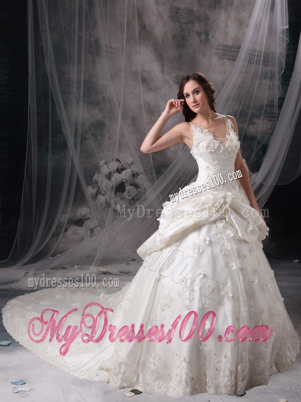 Chapel Train Wedding Dresses with Pick-ups Handle Flower and Lace Hemline