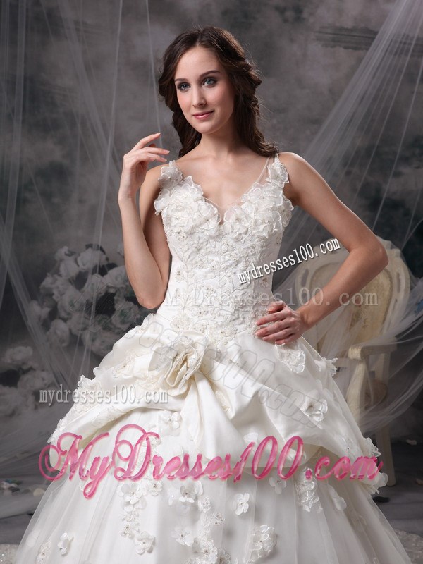 Chapel Train Wedding Dresses with Pick-ups Handle Flower and Lace Hemline