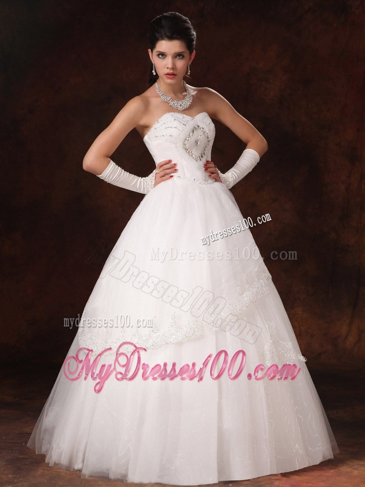 Rhinestone Decorated Tulle Ball Gowns Bridal Dresses with Lace Hemline