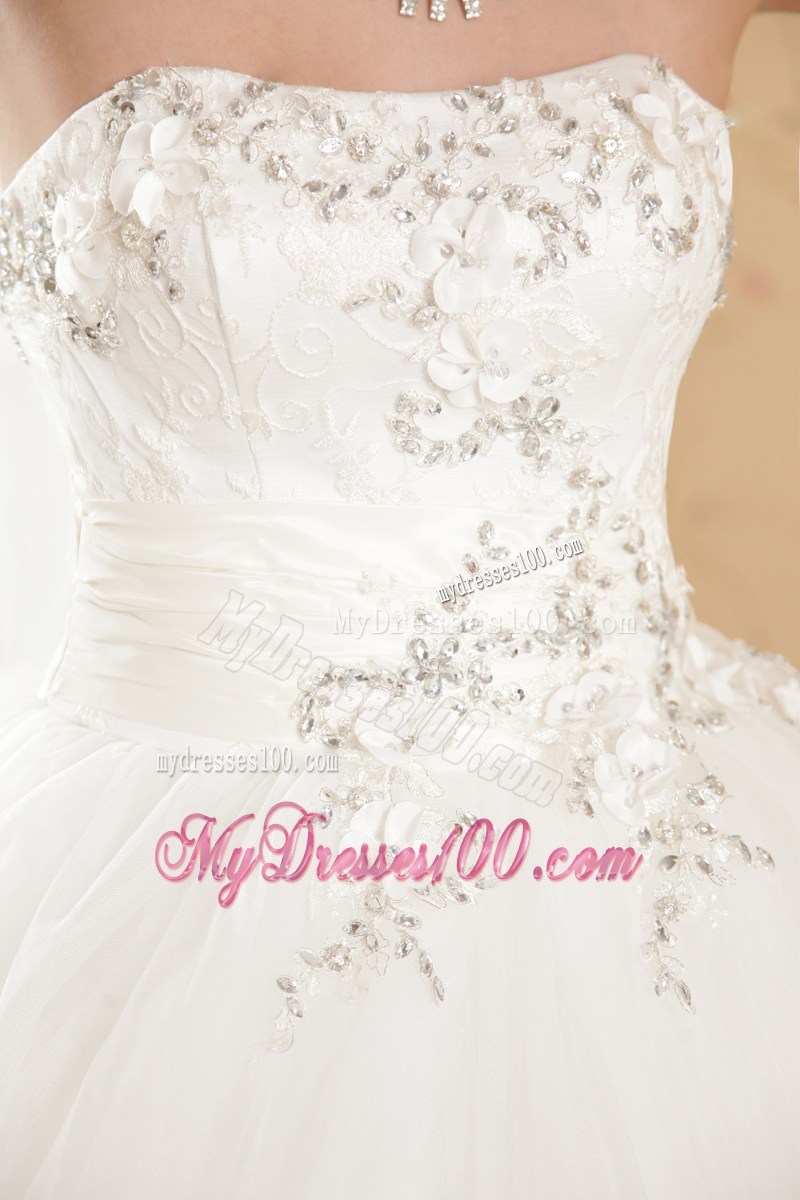 Two Tiers Beading and Ruching Decorated Wedding Dress with Lace Edge