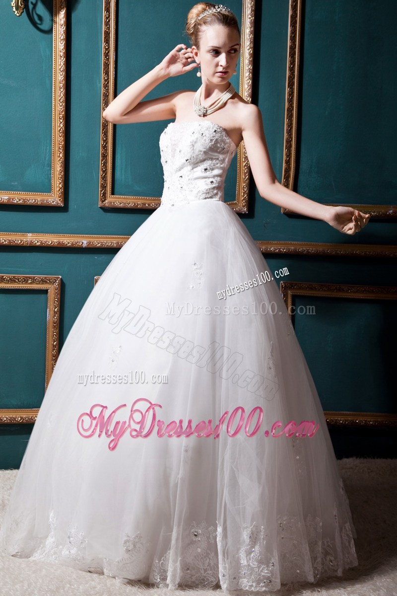 Appliques and Beadings Decorated Dress for Wedding with Lace Hemline