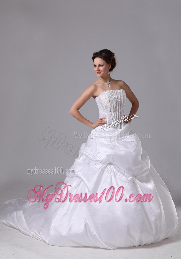 Shining Diamonds and Pick-ups Decorated Chapel Train Wedding Dresses
