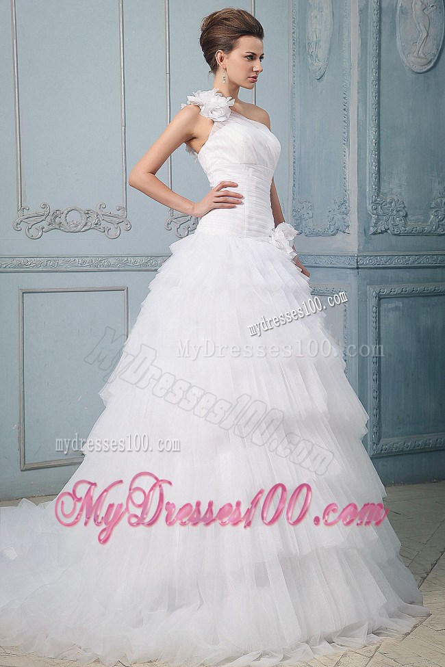 Handle Made Flowers Single Shoulder layers Court Train Train Bridal Dresses