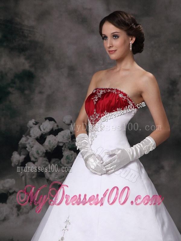 Embroidered Princess Court Train Bridal Dress in White and Red