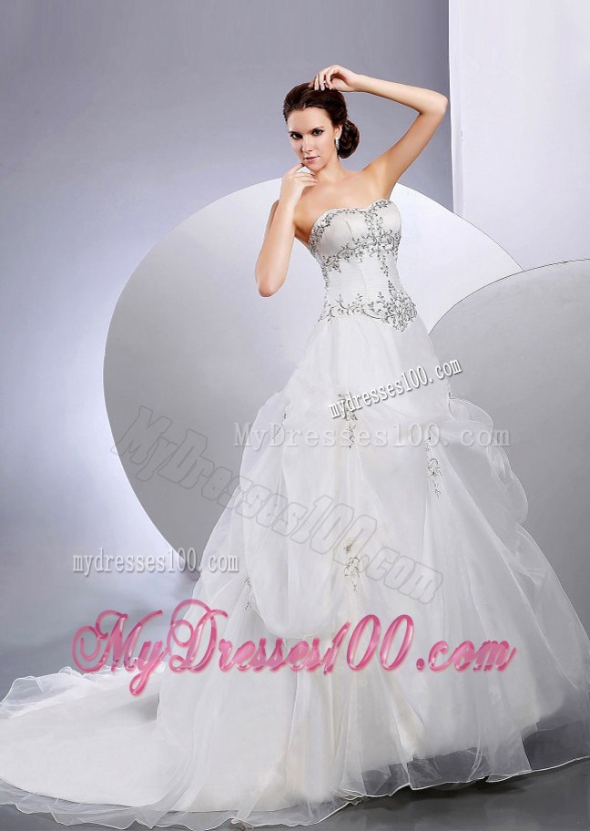 White Organza Ball Gown Court Bridal Gown with Beading and Appliques