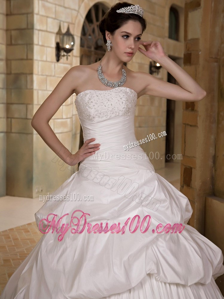 Puffy Pick-ups Sweep Train Wedding Dresses Decorated with Ruching and Beading