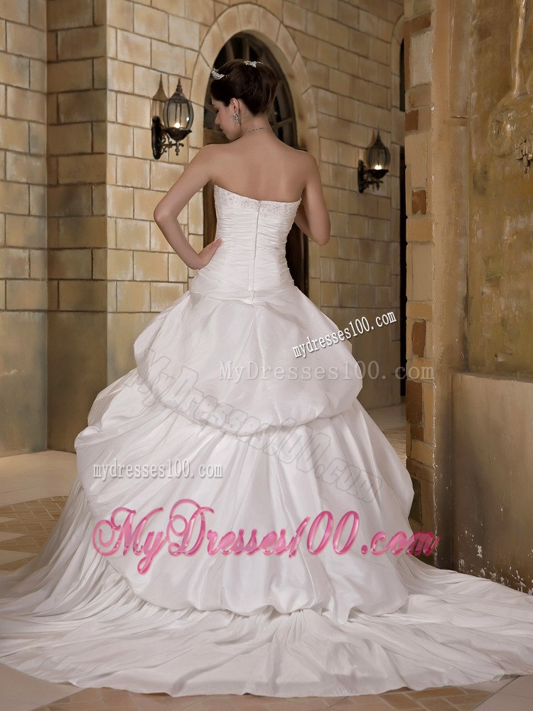 Puffy Pick-ups Sweep Train Wedding Dresses Decorated with Ruching and Beading