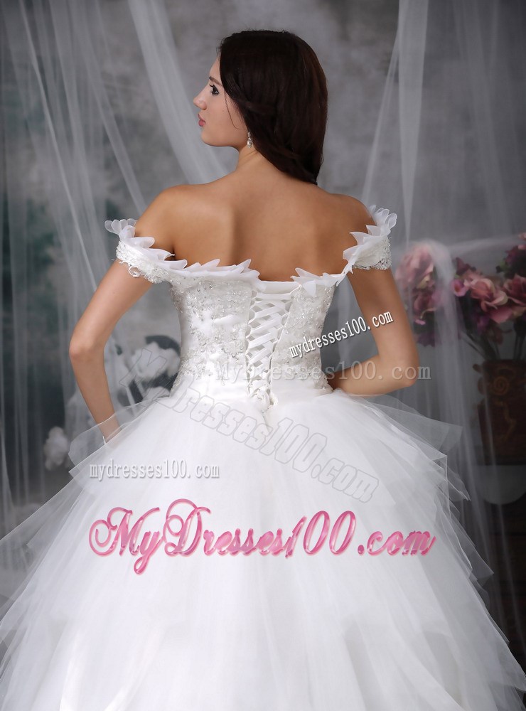 Appliqued Floor-length Tulle Wedding Gown of off-the-Shoulder