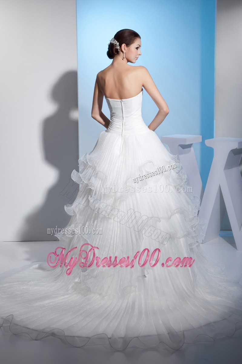 Pleating Ruffles and Tiers Bridal Gowns with Diamonds and Court Train