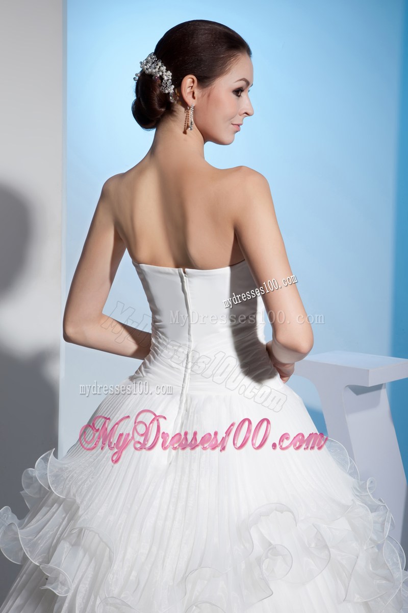 Pleating Ruffles and Tiers Bridal Gowns with Diamonds and Court Train