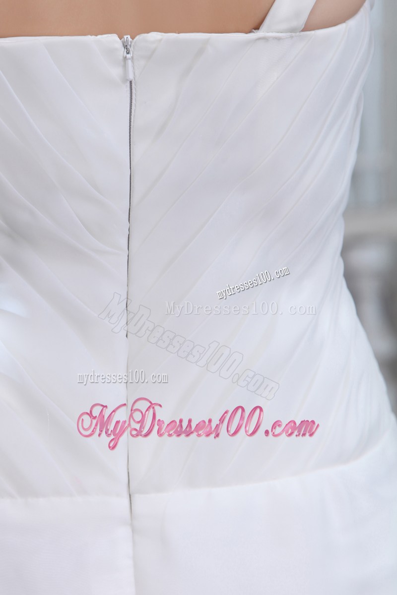 Hand Made Flowers and Appliques Decorated Wedding Dress with Brush Train