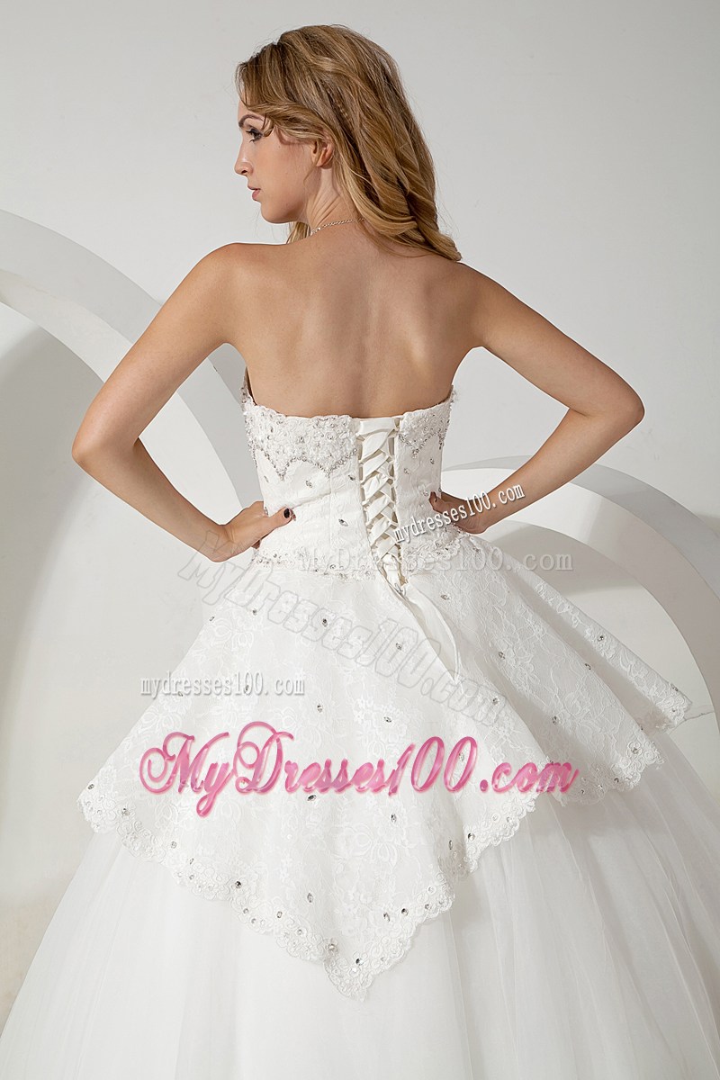 Floor-length Ball Gown Sweetheart Beaded Tulle Dresses for the Bride