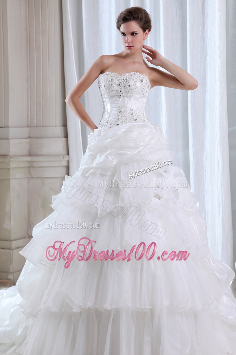 Tiers Pick-ups Jewelry Appliques and Handle Flowers Wedding Gown