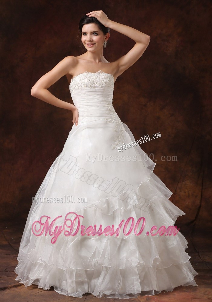 Lace and Ruffled Layer Accent Floor-length Organza Wedding Gown