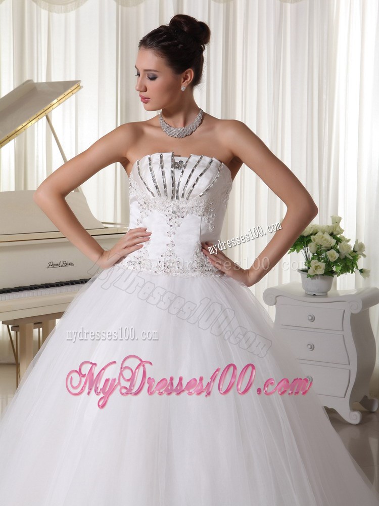 Beading and Bowknot Decorate Sweep Train Tulle Wedding Dresses